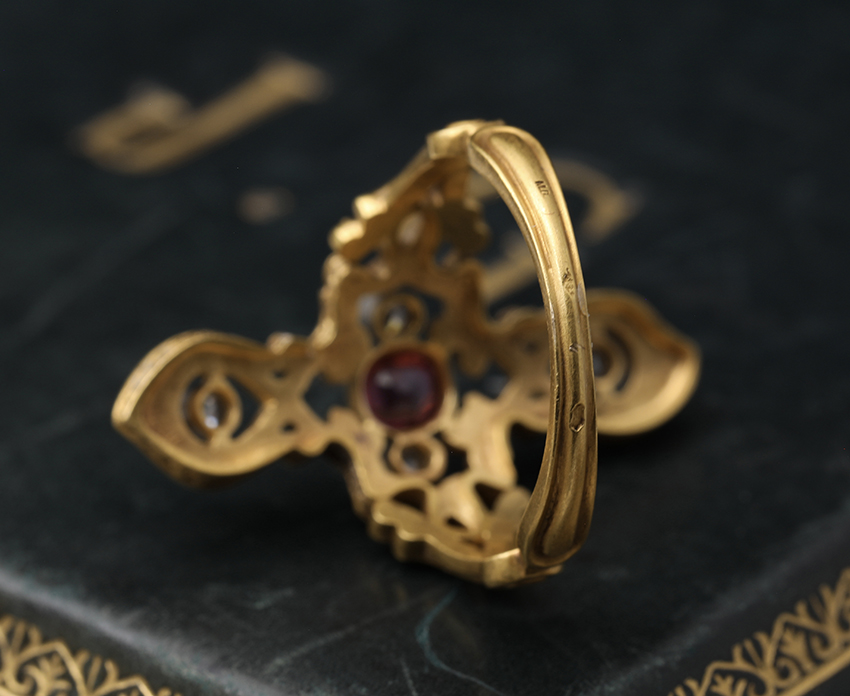 Antique Gallery Soleil アンティークジュエリー / Maurice